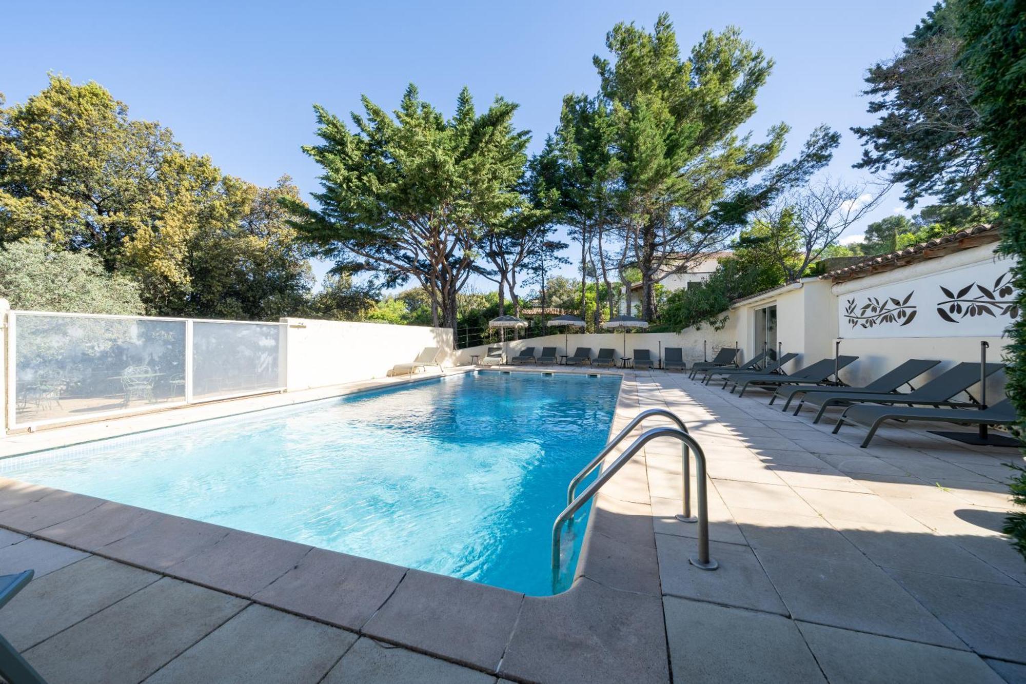Hotel La Garrigue & Bar Piscine فيناسك المظهر الخارجي الصورة